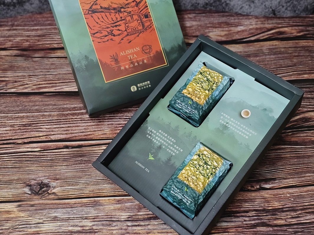阿里山(春季)手採(金萱)茶葉禮盒/半斤裝