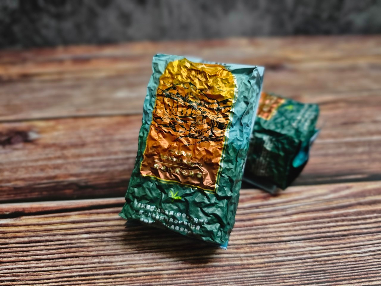 阿里山(秋季)手採(烏龍)茶葉/半斤/簡約包裝