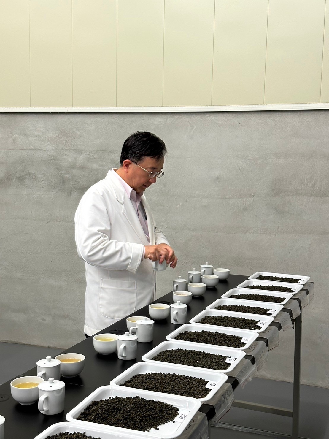 阿里山分級評鑑(烏龍冬茶)頭等獎/半斤精裝禮盒